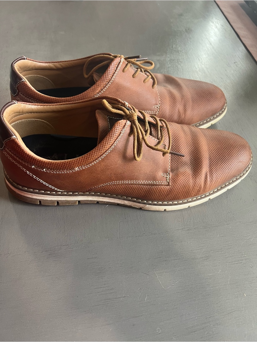 Men's Tan Lace-Up Derby Shoes with Contrast Stitching